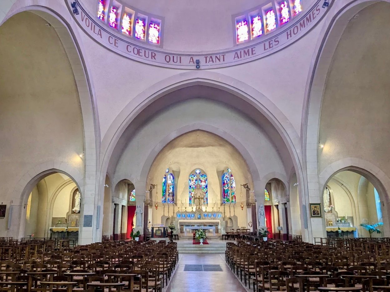 Églises Sainte-Claire & Sacré-Cœur - Vue 2